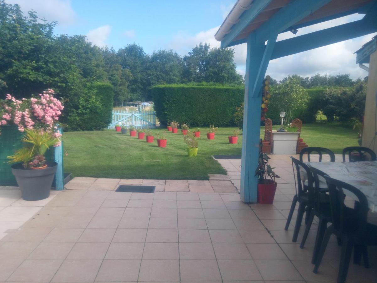 Bed and Breakfast Ferme De Cartignac Hourtin Exterior foto